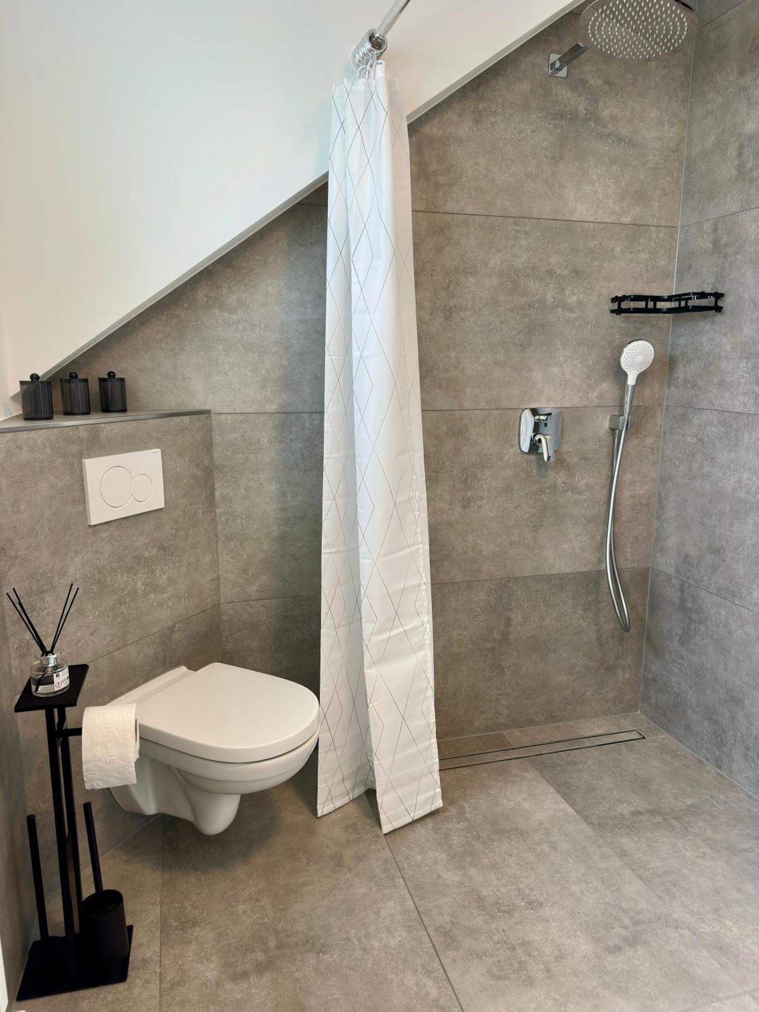 Zentrale Wohnung 5 - Kostenloser Parkplatz - Hdz - Bali Therme - Gop Бад-Эйнхаузен Экстерьер фото